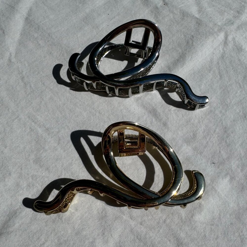 Two Metal Wave Hair Clips Silver Gold